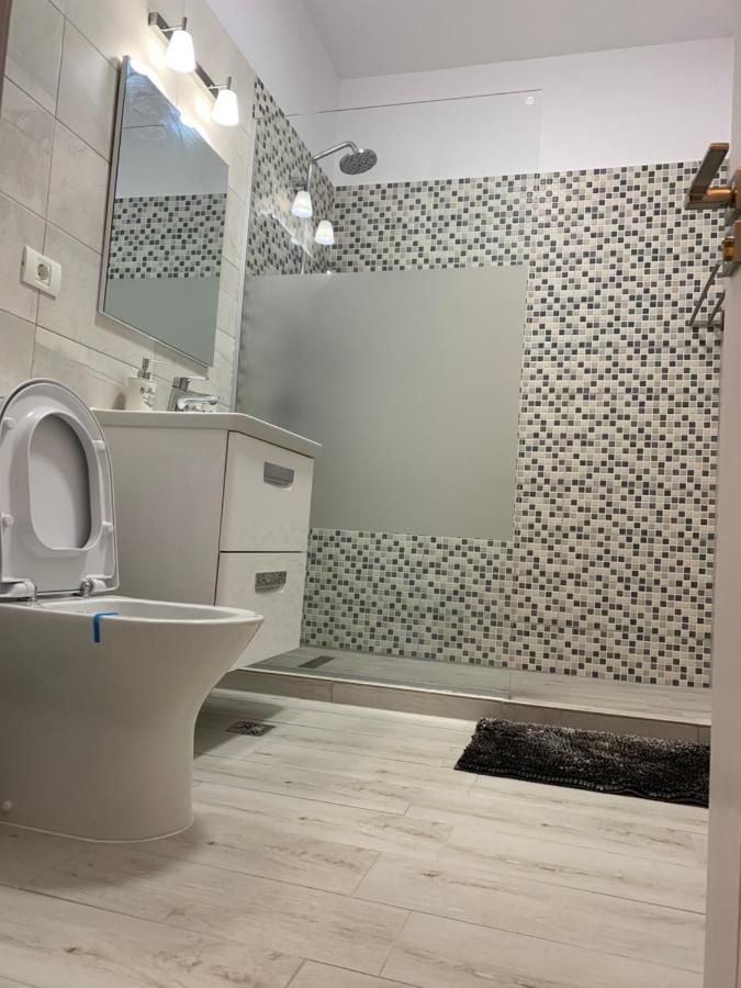 Sunrise Holiday Apartment - Mamaia Nord Неводарі Екстер'єр фото